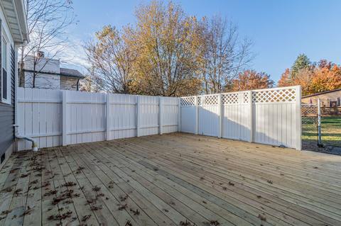 810 Devonshire Dr, Champaign, IL 61820 photo 9