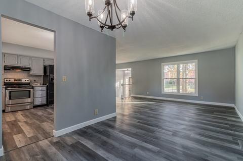 810 Devonshire Dr, Champaign, IL 61820 photo 16