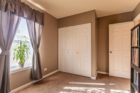 23 Thrush Rd, Carpentersville, IL 60110 photo 14