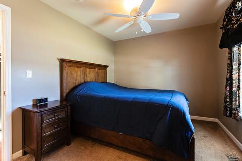 23 Thrush Rd, Carpentersville, IL 60110 photo 12