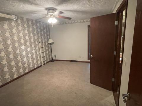 2 Cherrywood Ln, Bloomington, IL 61701 photo 13
