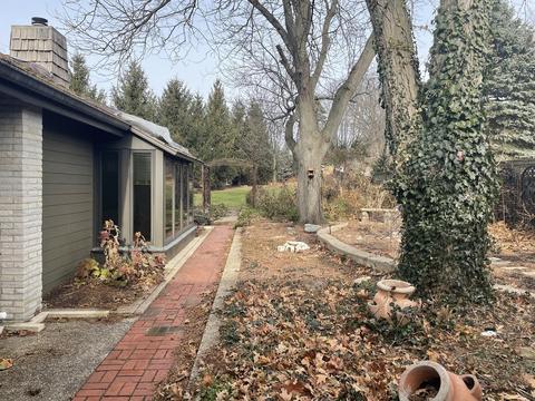 2 Cherrywood Ln, Bloomington, IL 61701 photo 29