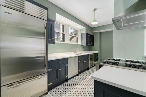 210 E Pearson St #4D, Chicago, IL 60611 photo 13