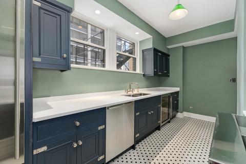 210 E Pearson St #4D, Chicago, IL 60611 photo 12