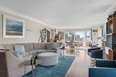100 E Huron St #3505, Chicago, IL 60611 photo 3