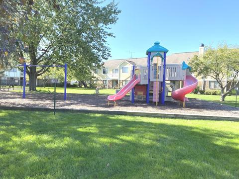 458 Thornhill Ln #B2, Wheeling, IL 60090 photo 25