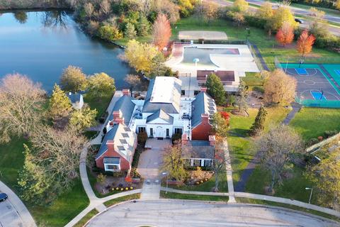 1847 Grantham Pl, Hoffman Estates, IL 60169 photo 22