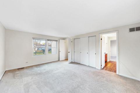 1847 Grantham Pl, Hoffman Estates, IL 60169 photo 11