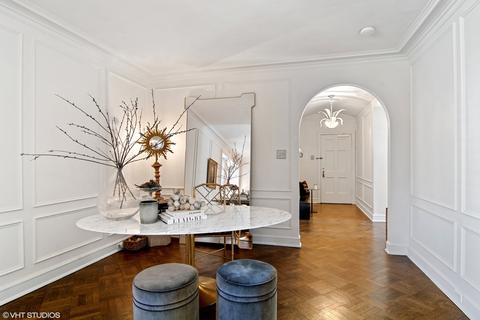 73 Elm St #5D, Chicago, IL 60611 photo 8