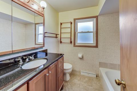 107 E Council Trl, Mount Prospect, IL 60056 photo 11
