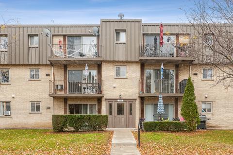 577 Fairway View Dr #2L, Wheeling, IL 60090 photo 1