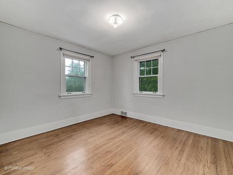 323 E Jefferson Ave, Wheaton, IL 60187 photo 10