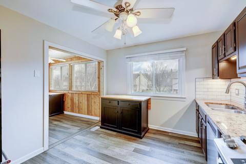 1207 Pinetree Ln, Bartlett, IL 60103 photo 13