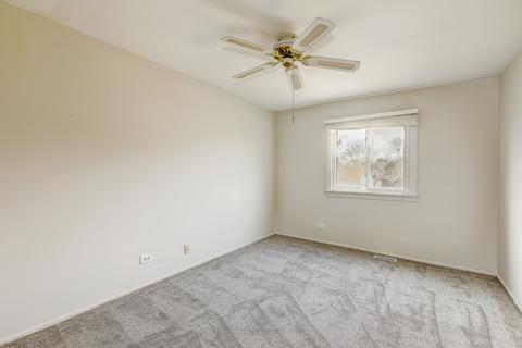1207 Pinetree Ln, Bartlett, IL 60103 photo 17