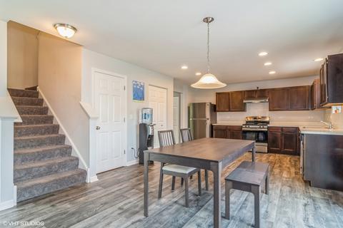 206 Keller St, Plano, IL 60545 photo 5