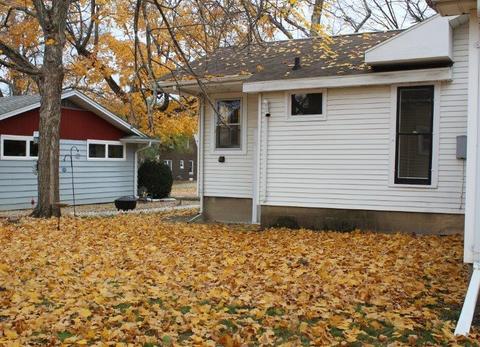 317 W Wall St, Morrison, IL 61270 photo 7