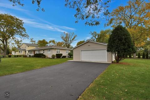 7511 Eleanor Pl, Willowbrook, IL 60527 photo 2