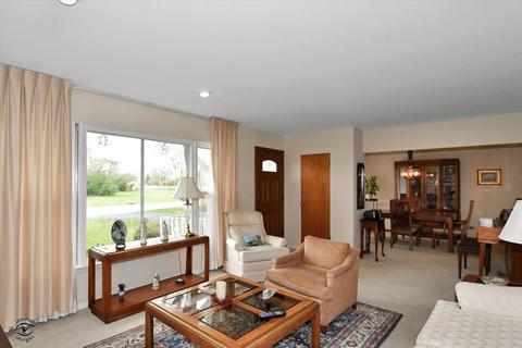7511 Eleanor Pl, Willowbrook, IL 60527 photo 8