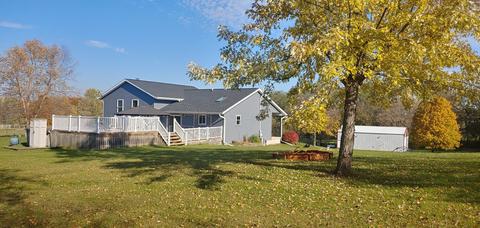 2718 Lundgren Rd, Pecatonica, IL 61063 photo 4