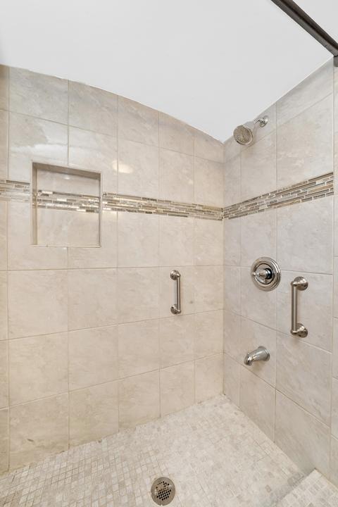 5916 W 60th St, Chicago, IL 60638 photo 18