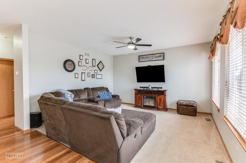 1807 Carlton Dr, Plainfield, IL 60586 photo 13
