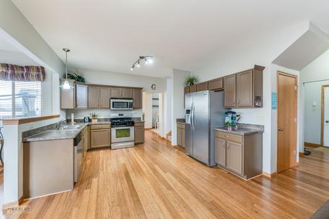 1807 Carlton Dr, Plainfield, IL 60586 photo 10