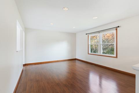 5801 Bunny Ave, Mchenry, IL 60051 photo 5