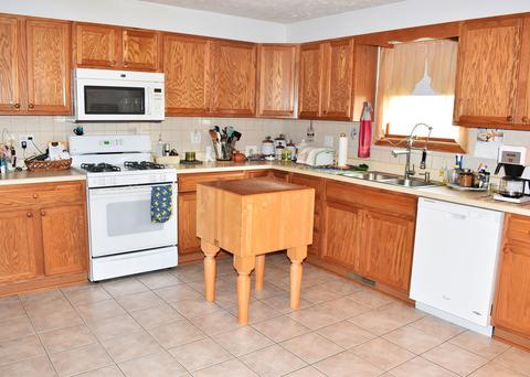 3395 School Dr, Morris, IL 60450 photo 8