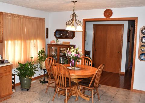 3395 School Dr, Morris, IL 60450 photo 11