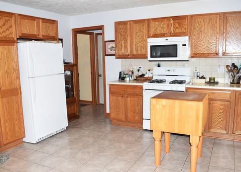 3395 School Dr, Morris, IL 60450 photo 9