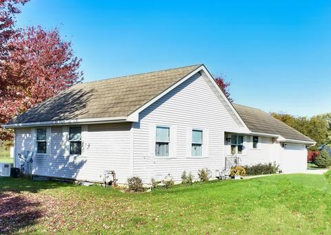 3395 School Dr, Morris, IL 60450 photo 2