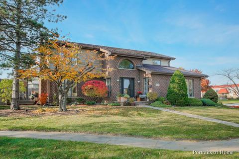 1347 W Meyer Dr, Addison, IL 60101 photo 1