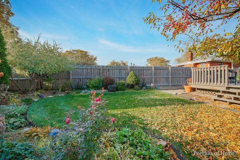 1347 W Meyer Dr, Addison, IL 60101 photo 28