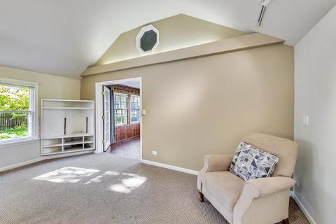 1875 Webster Ln, Des Plaines, IL 60018 photo 4