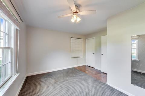 1875 Webster Ln, Des Plaines, IL 60018 photo 13