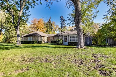 1875 Webster Ln, Des Plaines, IL 60018 photo 2