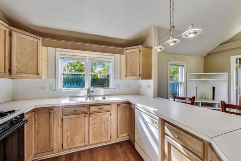 1875 Webster Ln, Des Plaines, IL 60018 photo 8