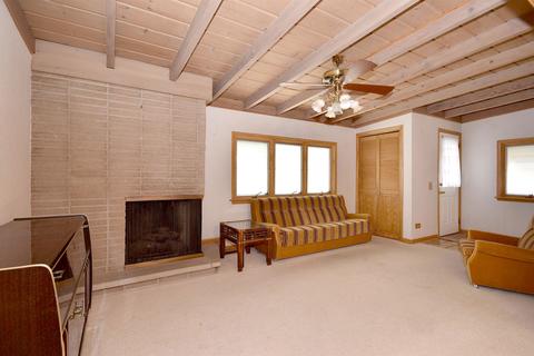 7145 W Wright Ter, Niles, IL 60714 photo 10