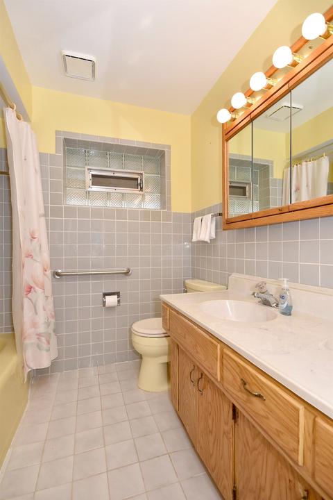 7145 W Wright Ter, Niles, IL 60714 photo 25