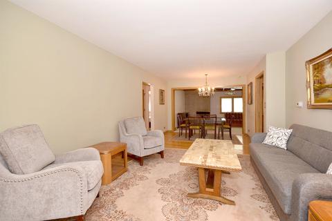 7145 W Wright Ter, Niles, IL 60714 photo 5
