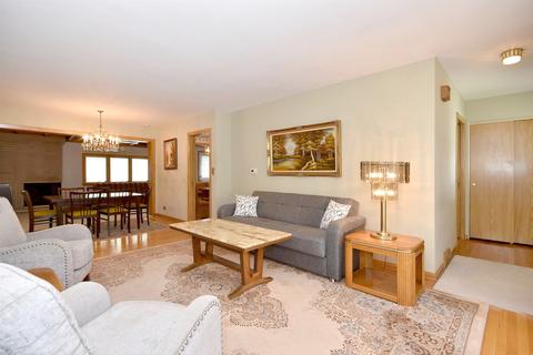 7145 W Wright Ter, Niles, IL 60714 photo 6