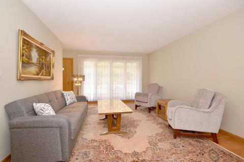 7145 W Wright Ter, Niles, IL 60714 photo 3