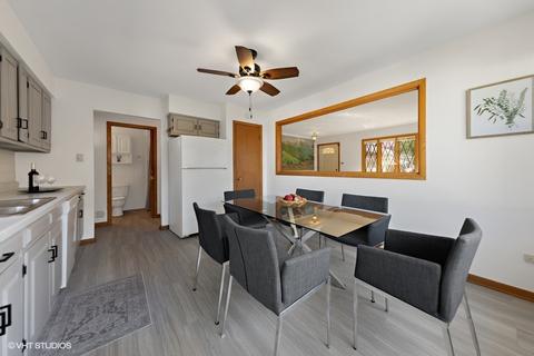 7602 S Octavia Ave, Bridgeview, IL 60455 photo 9