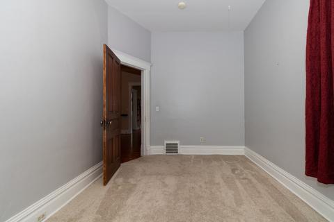 105 W 4th St, Gridley, IL 61744 photo 15