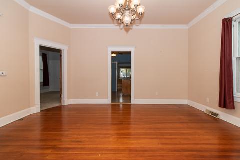 105 W 4th St, Gridley, IL 61744 photo 12