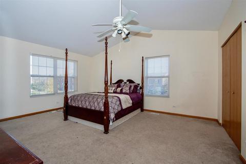 175 Springbrook Trl, Oswego, IL 60543 photo 8