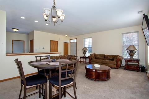 175 Springbrook Trl, Oswego, IL 60543 photo 5