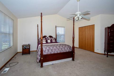 175 Springbrook Trl, Oswego, IL 60543 photo 9