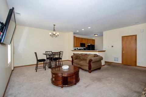 175 Springbrook Trl, Oswego, IL 60543 photo 7
