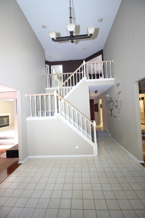 13 Bent Tree Ln, Towanda, IL 61776 photo 8